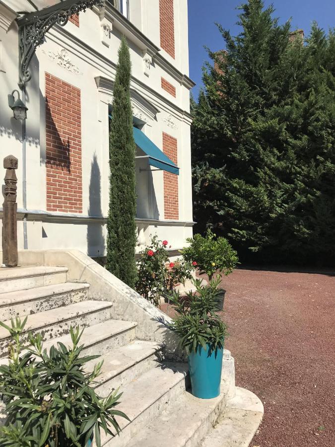 מונרישאר Villa Nanteuil מראה חיצוני תמונה